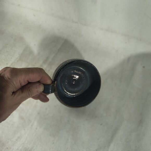 Ceramic Handmade Pottery Mug With Whale Design - Picture 2 of 5